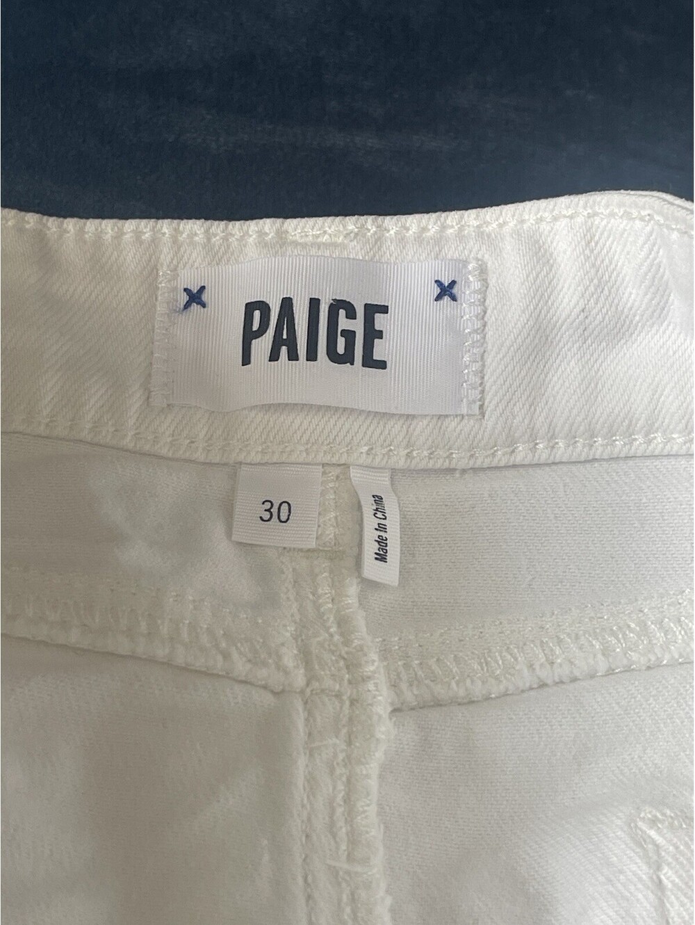 PAIGE White Jean Denim Skirt Button Zip Sz 30 Cotton Stretch Coastal Logo Flaw - Picture 3 of 14